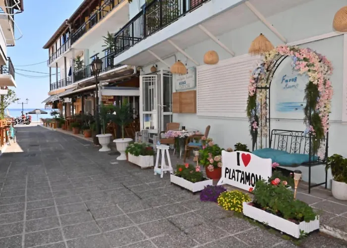 Hotel apartamentowy Faros 3*