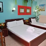 شقة فندقية Faros 3*