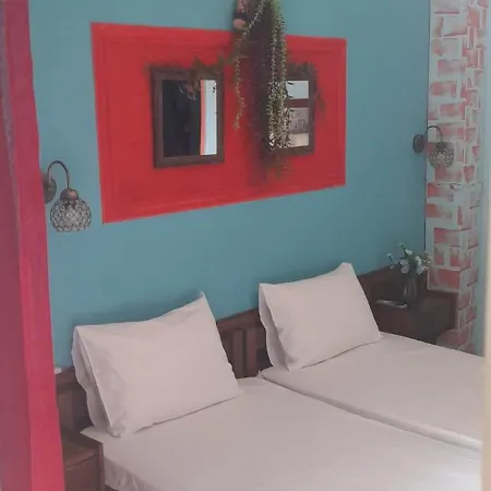 Faros 아파트호텔 플라타모나스