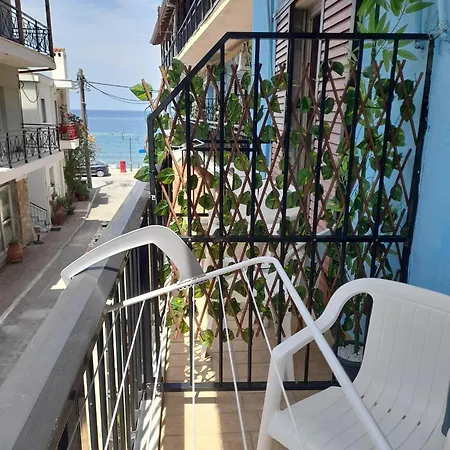 Faros Aparthotel