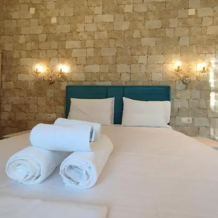 Faros 아파트호텔