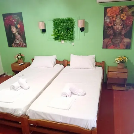 Aparthotel Faros