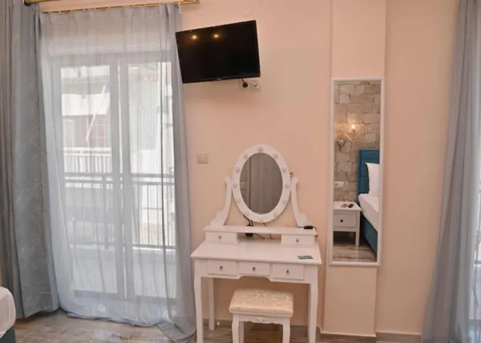 Faros 3* 帕拉塔蒙