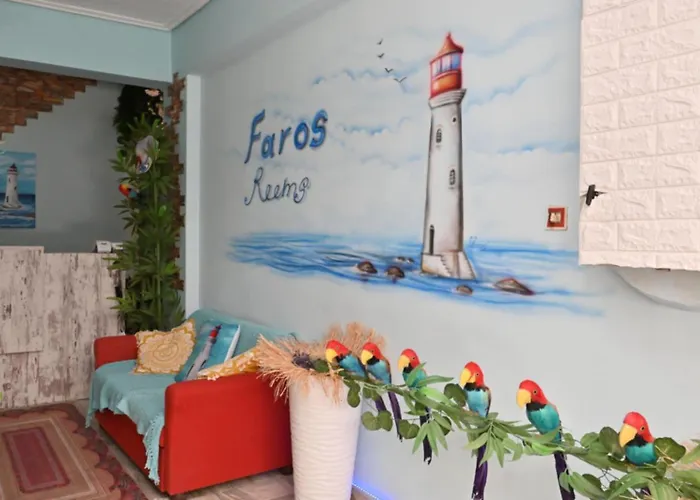 Faros 公寓式酒店 3*